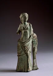 Civiltà etrusca: scultura in bronzo di figura offerente, da Montalcino, Italia II secolo a.C., Dim 18 cm