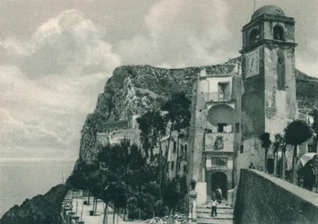 Chiesa sulla riva, Capri, Italia