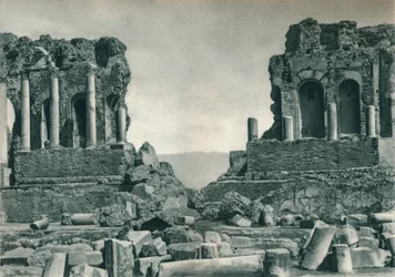 Palcoscenico del Teatro Greco, Taormina, Sicilia, Italia