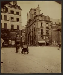 Angolo tra Rue Saint-Martin e Rue de la Verrerie