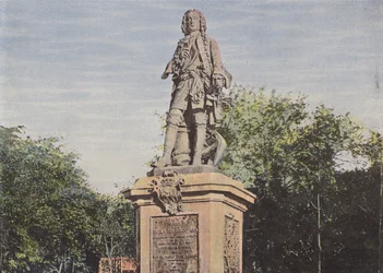 Statua di Mahe Labourdonnais, Place du Gouvernement