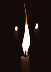 Tre candele (arte digitale)