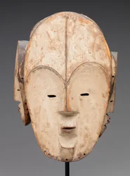 Maschera (legno, caolino)