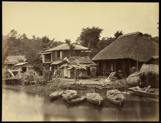 Cottage giapponese sul torrente Yokohama