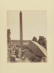 Dettaglio degli obelischi e del cortile delle cariatidi - Karnak
