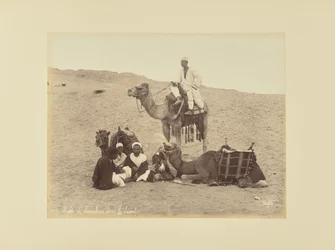 Sosta di cammellieri nel deserto