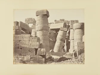 Karnak. Rovine della sala ipostila, vista dell