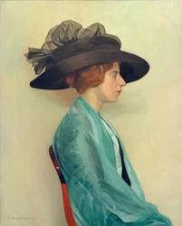 Giovane donna con cappello nero