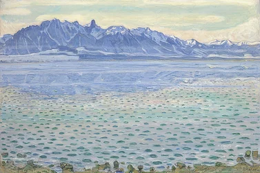 Lago di Thun con catena dello Stockhorn