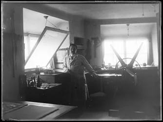 Ferdinand nella sua tipografia