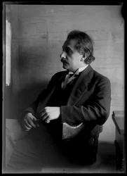 Albert Einstein (1879-1955)