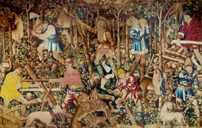 Scene di raccolta e taglialegna. Arazzo della Scuola Fiamminga. Tournai. XV secolo