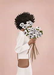 Donna con un mazzo di fiori bianchi