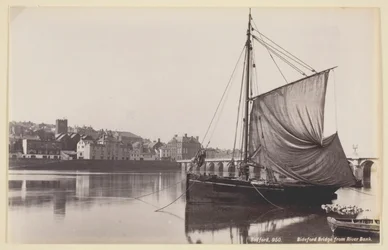 Il ponte di Bideford dalla riva del fiume