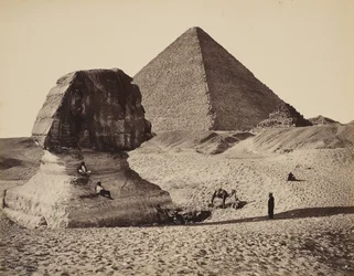 La Sfinge, la Grande Piramide e due piramidi minori, Ghizeh, Egitto