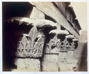 I capitelli del portico, Tempio di Khnum, Esna, Egitto, 1862