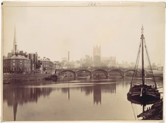 Worcester. Dal Severn