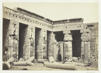 Corte interna di Medinet Habbo, Tebe, 1857
