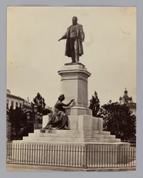 Milano. Antonio Tantardini (1829-1879) e Odoardo Tabacchi (1831-1905), monumento a Camillo Benso, conte di Cavour, politico e imprenditore italiano