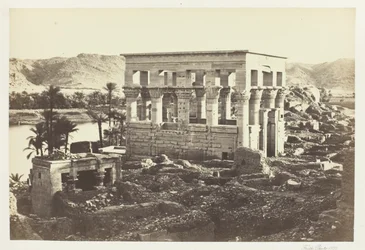 Letto del faraone, File, dal Grande Tempio