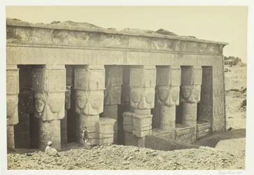 Portico del Tempio di Dendera