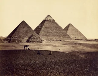 Le piramidi di Giza da sud-ovest