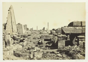 Veduta di Karnac, dal Pilone di Granito, 1857