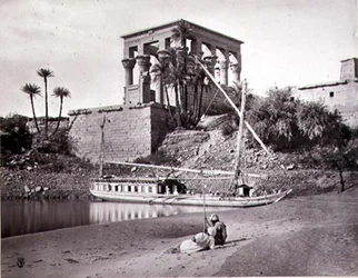 Il Tempio di Traiano, guardando a sud-ovest, Philae (foto in bianco e nero)