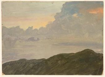 Cima della collina e nuvole