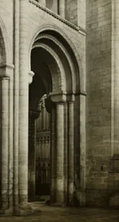 Cattedrale di Ely: Navata, angolo sud-ovest