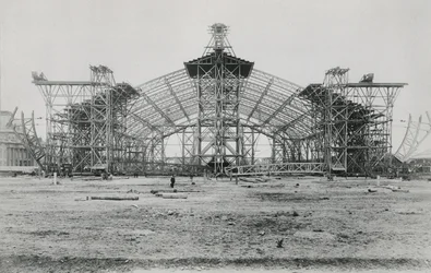 Costruzione della Galerie des Machines per l