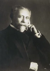 Ritratto di Paul Cambon (1843-1924), diplomatico e politico francese.
