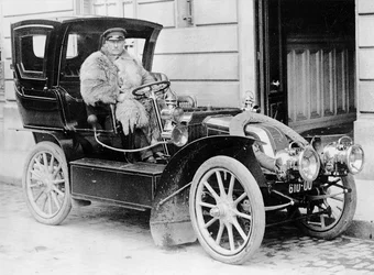 Automobile Vicart, c.1905