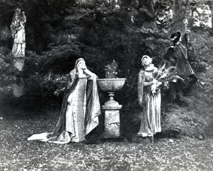 Atto I, Scena 3 di Pelleas et Melisande di Debussy, da una fotografia della prima produzione nell