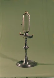 Lampada oraria, 1677