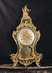 Orologio in stile Luigi XV sormontato da un uomo cinese