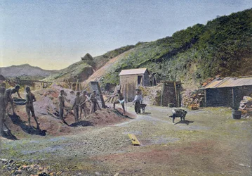 Miniere di nichel sulla costa orientale della Nuova Caledonia, inciso da Gillot, c.1900