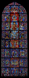 Notre Dame de la Belle Verriere; sotto ci sono scene delle nozze di Cana e della tentazione di Cristo nel deserto