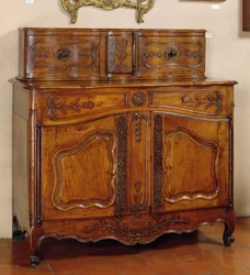 Credenza o cassettiera in stile provenzale, Arles