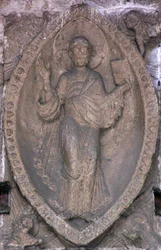 Rilievo raffigurante Cristo in una mandorla, dalla porta nord