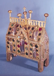 Cassa reliquiario a forma di casa, Limousin