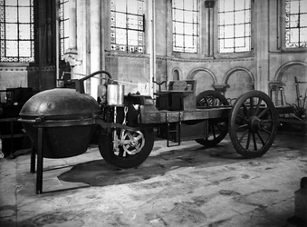 Auto a vapore inventata da Nicolas Joseph Cugnot (1725-1804), 1771