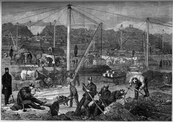 Lavoro forzato: prigionieri inglesi che lavorano in una cava di pietra. Prigione di Portland, Inghilterra