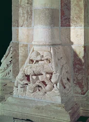 La morte di Lazzaro e il ricco, da un capitello nella navata, c.1150