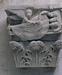Il sogno dei tre re, capitello originale dalla navata della cattedrale
