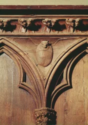 Pipistrello vampiro, da uno stallo del coro