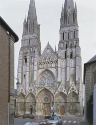 Facciata ovest della Cattedrale di Bayeux