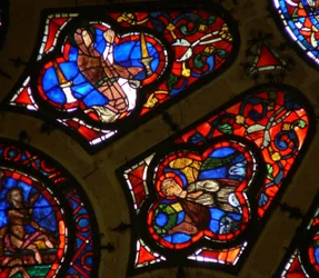 Finestra Ww raffigurante un Apostolo? e un angelo