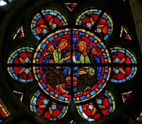 Finestra w206 raffigurante angeli con incensieri