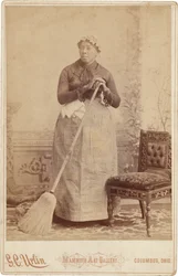 Ritratto di donna con scopa, c. 1885 (foto)